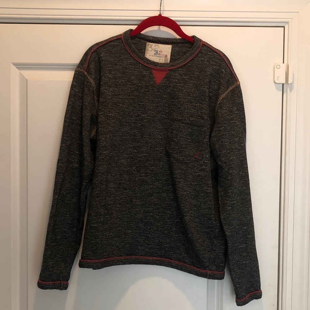 32 Bar Blues Men's Charcoal Crewneck Sweater, measures Small, marked as Medium.